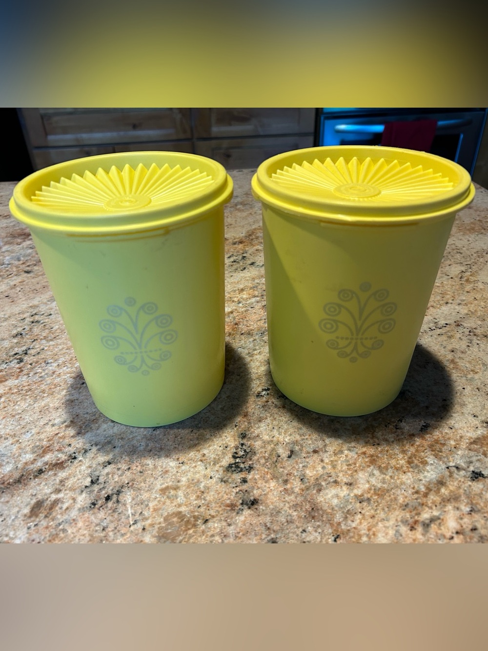 Tupperware Servalier Canister Set (2) Vintage #811-13 #811-14